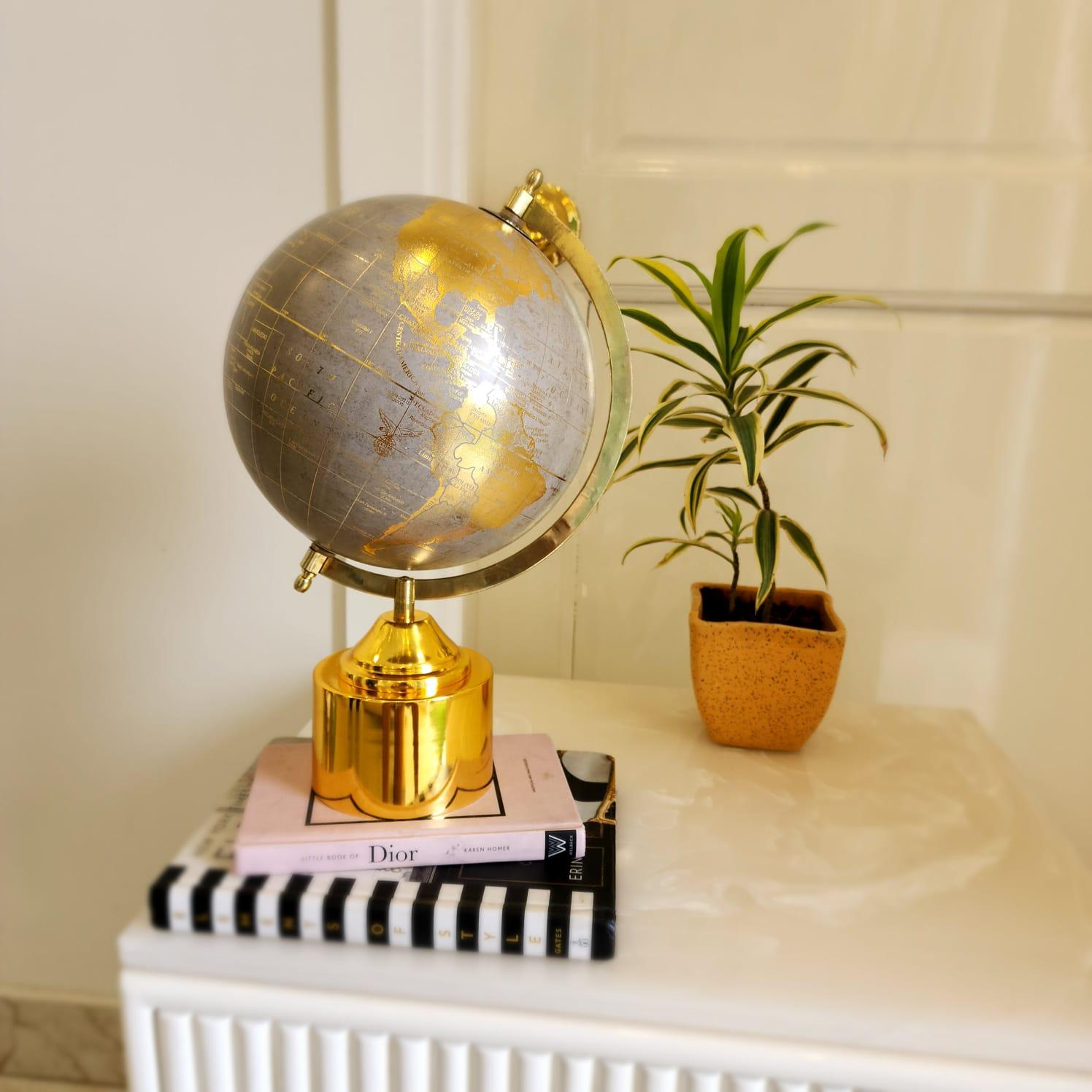 Columba Laminated Gold Grey Globe