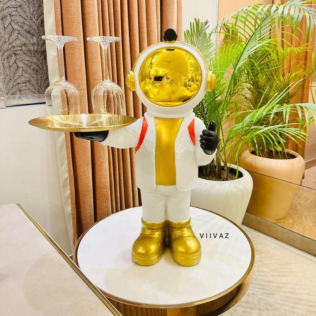 Dabbing Astronaut with Tray