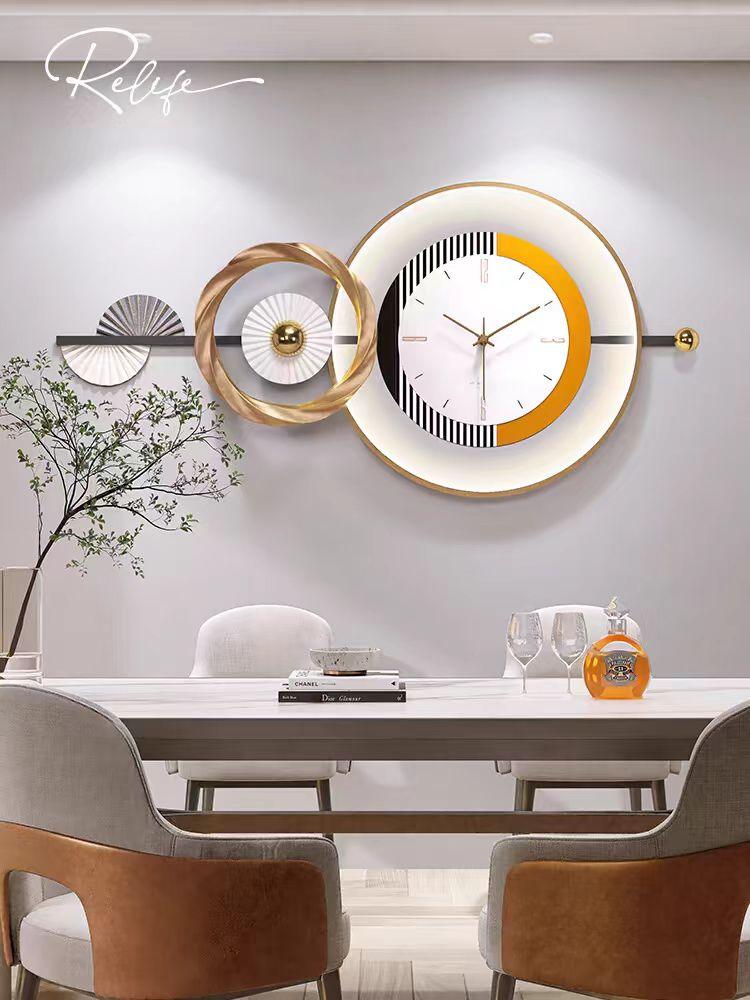 DECORATIVE CLOCK - RING OF MODERN ART