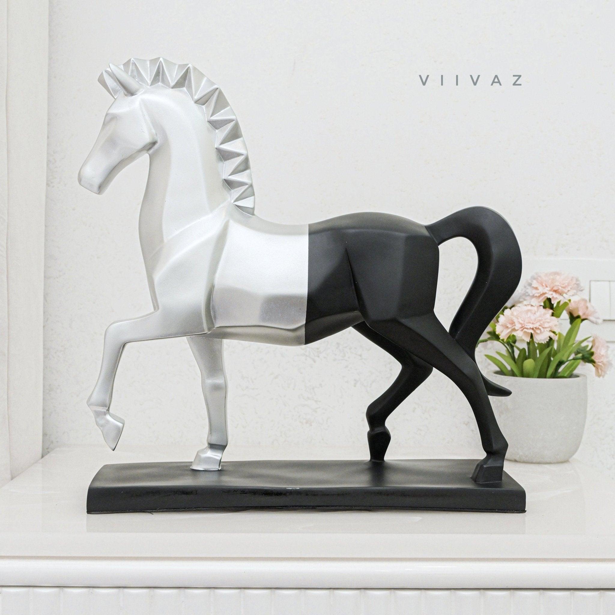 Elegant Running Dolt Horse - PAVE THE WAY