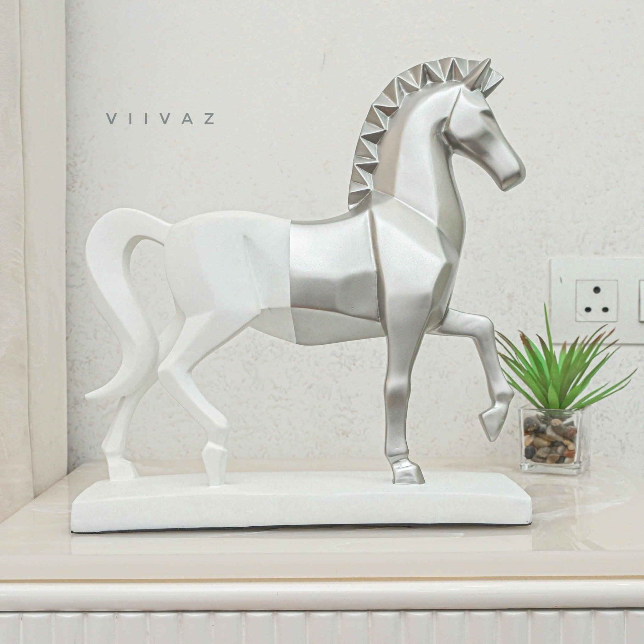Elegant Running Dolt Horse - PAVE THE WAY