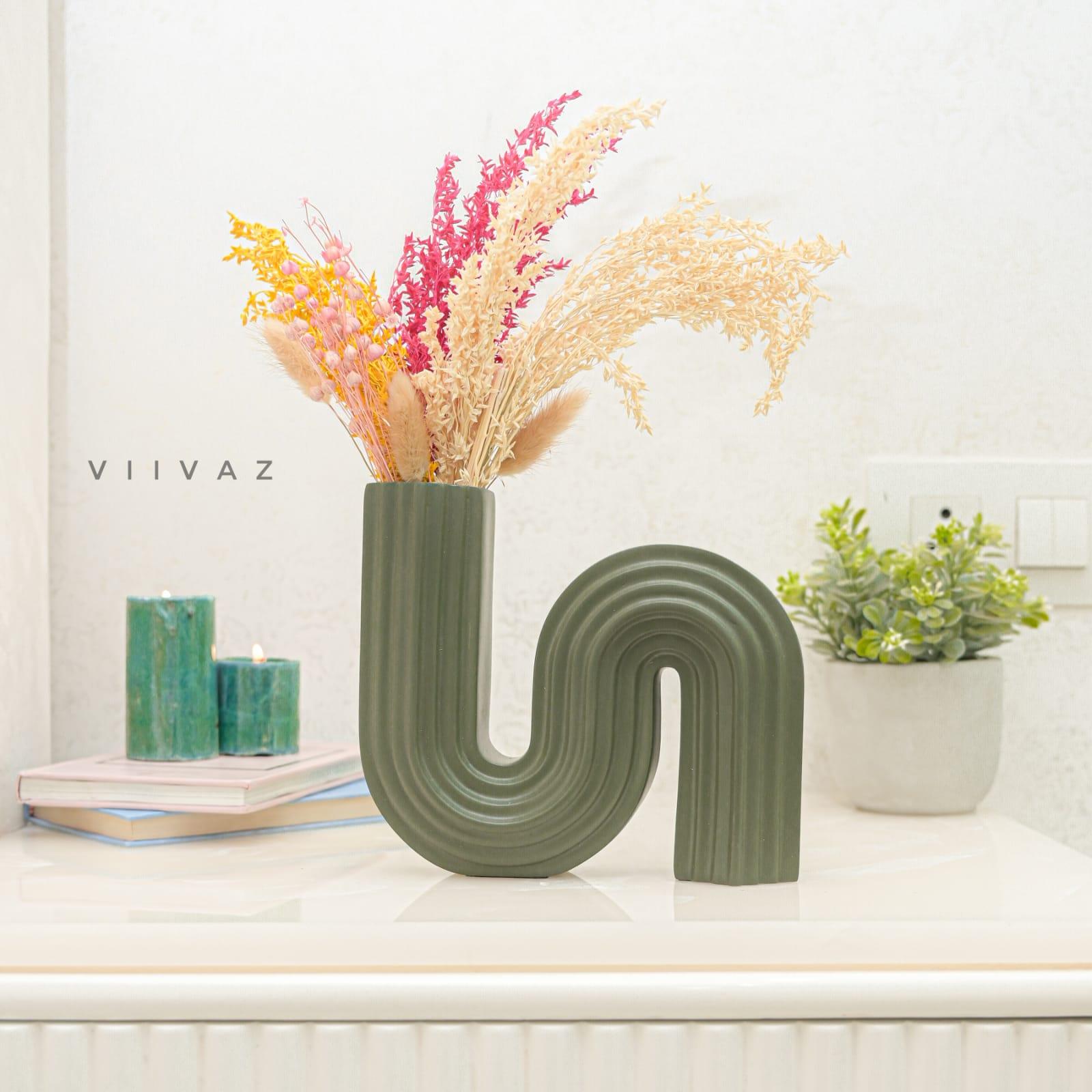 ENDLESS INFINITY HARMONY VASE