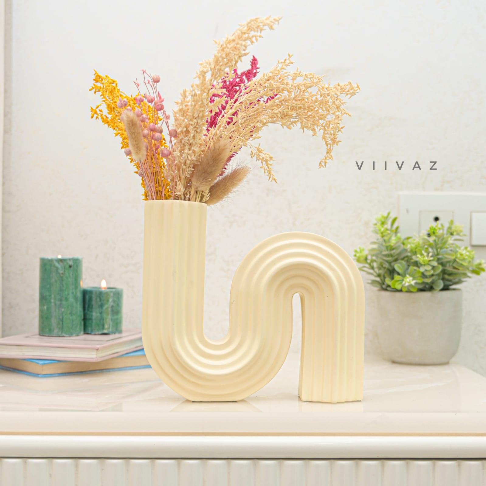 ENDLESS INFINITY HARMONY VASE