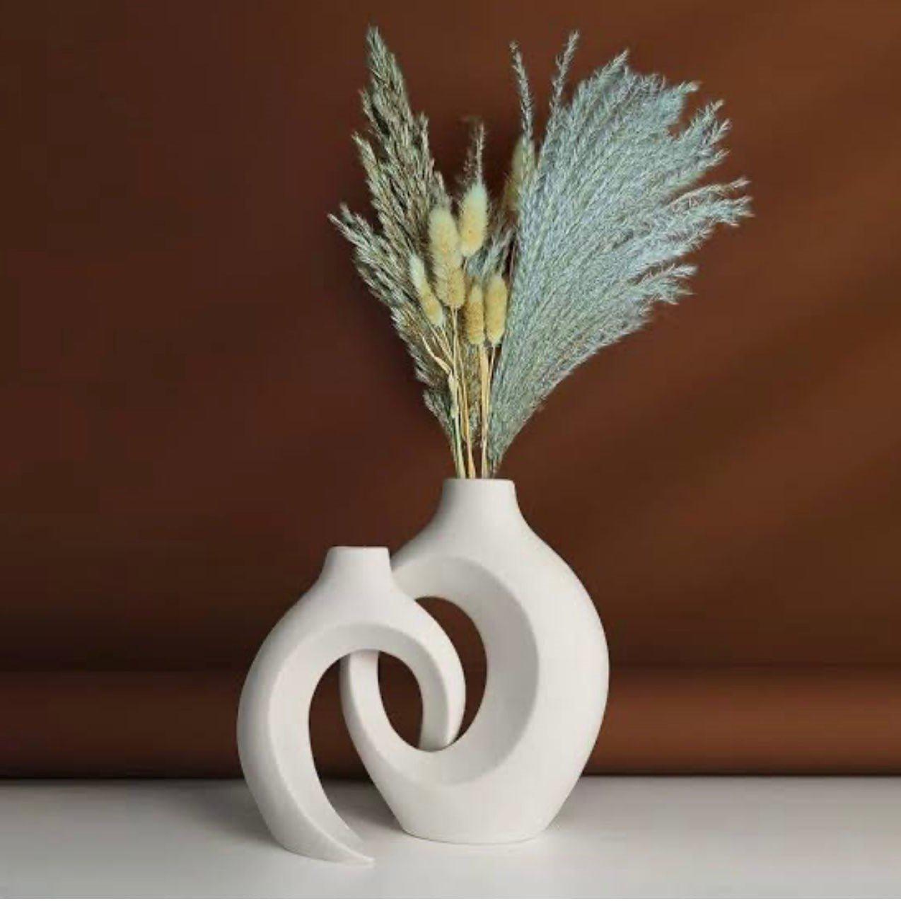 ENTANGLED LOVING COUPLE VASE