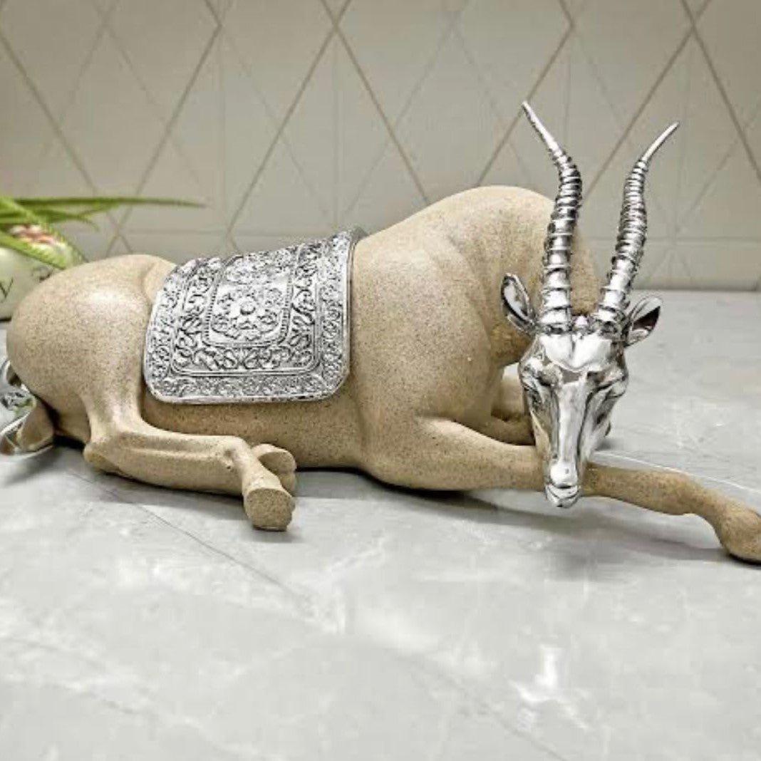 FAME OF EUROPE - RESTING SPRINGBOK