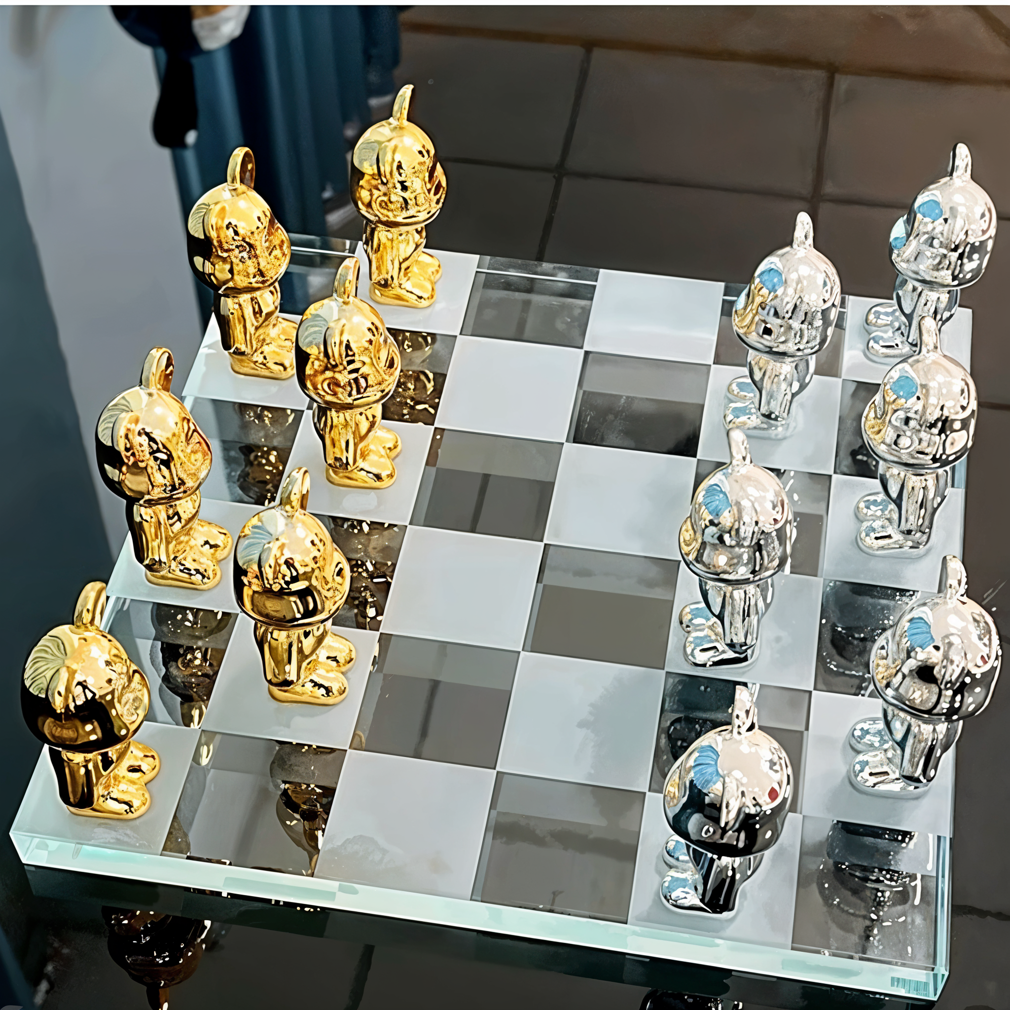 ROBOTIC CRYSTAL CHESS DECOR