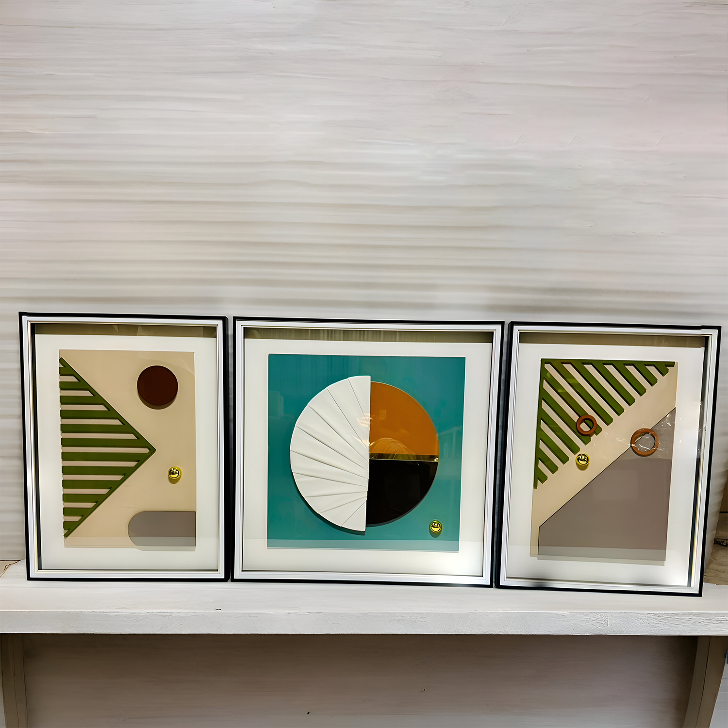 Premium 3-Piece Geometric Abstract Wall Art Set in Glass Frame