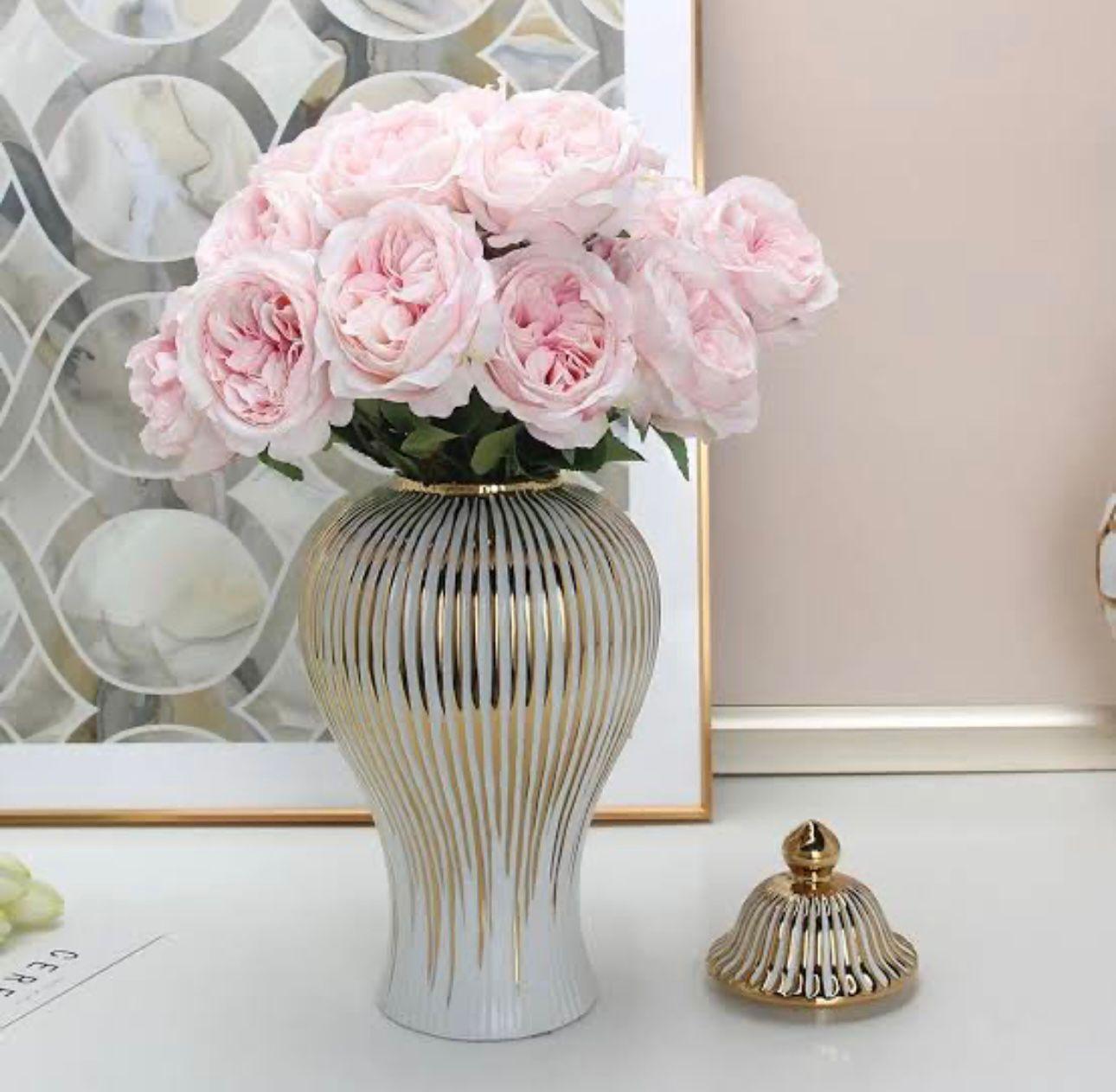 GOLD EDGED GINGER LUXURY JAR