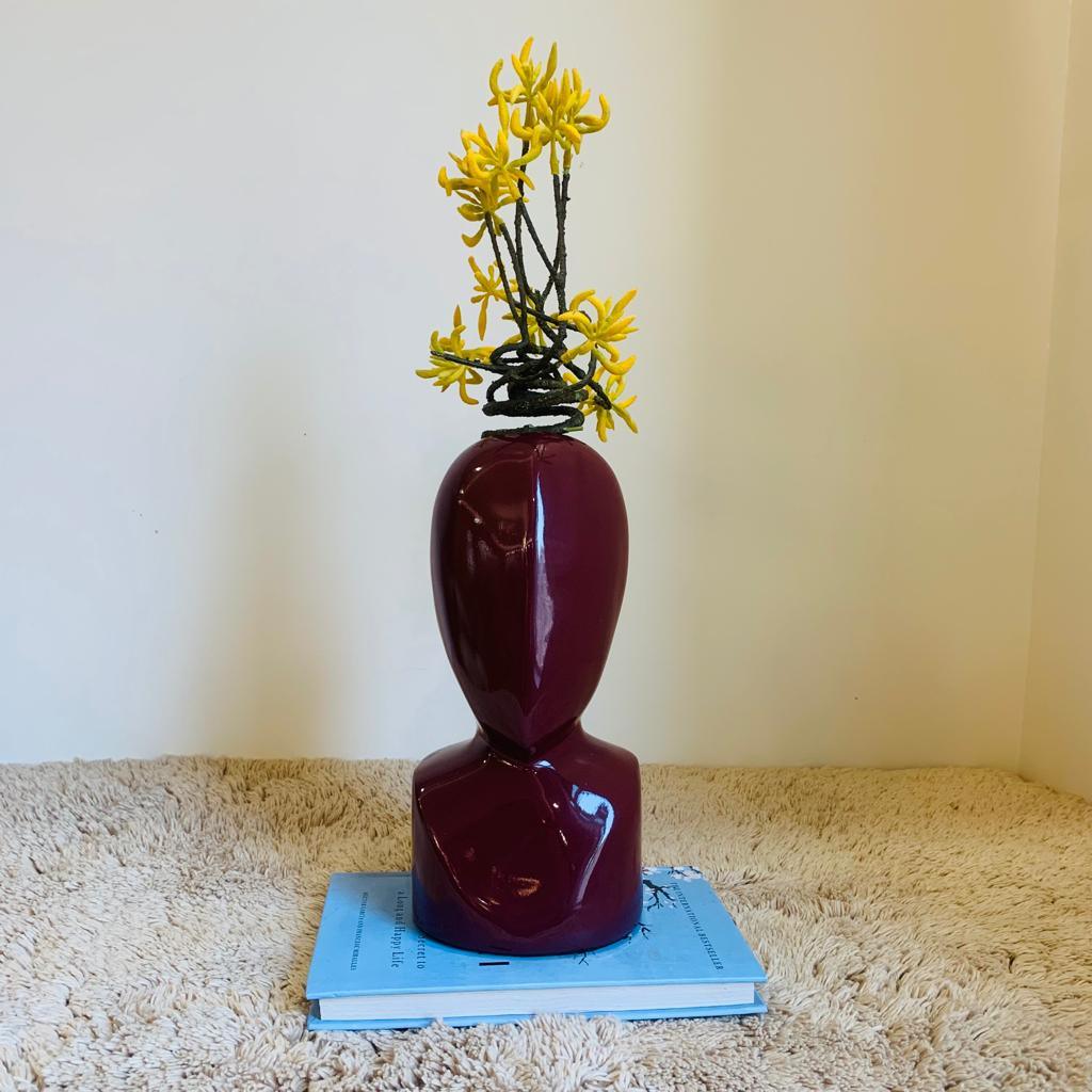 Humano Face Vases - Look beyond imagination