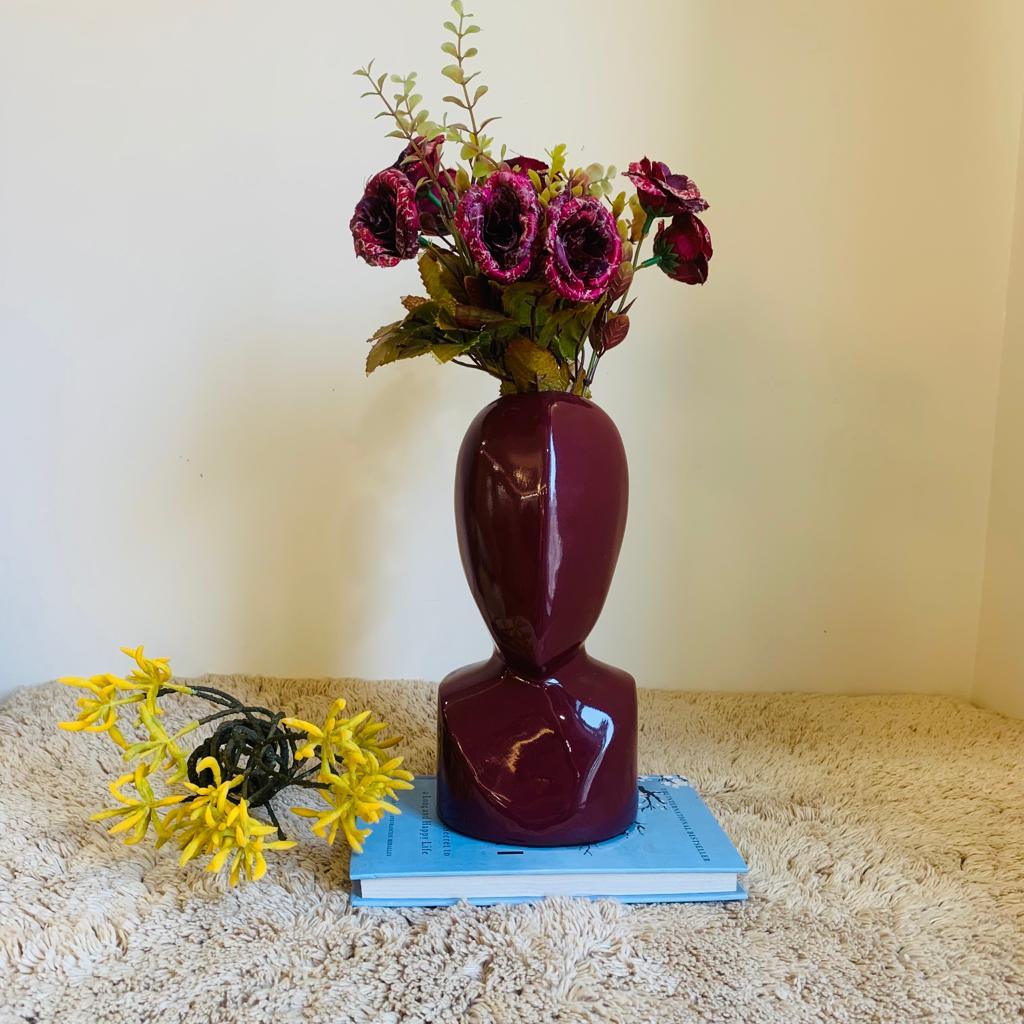 Humano Face Vases - Look beyond imagination