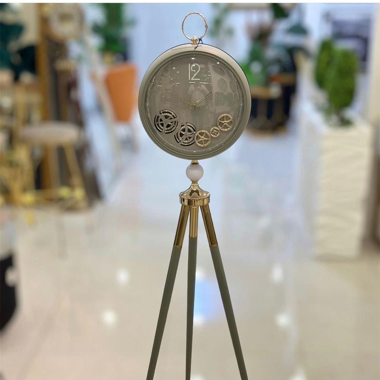 Italian Vintage Tripod-Mounted Metal Clock