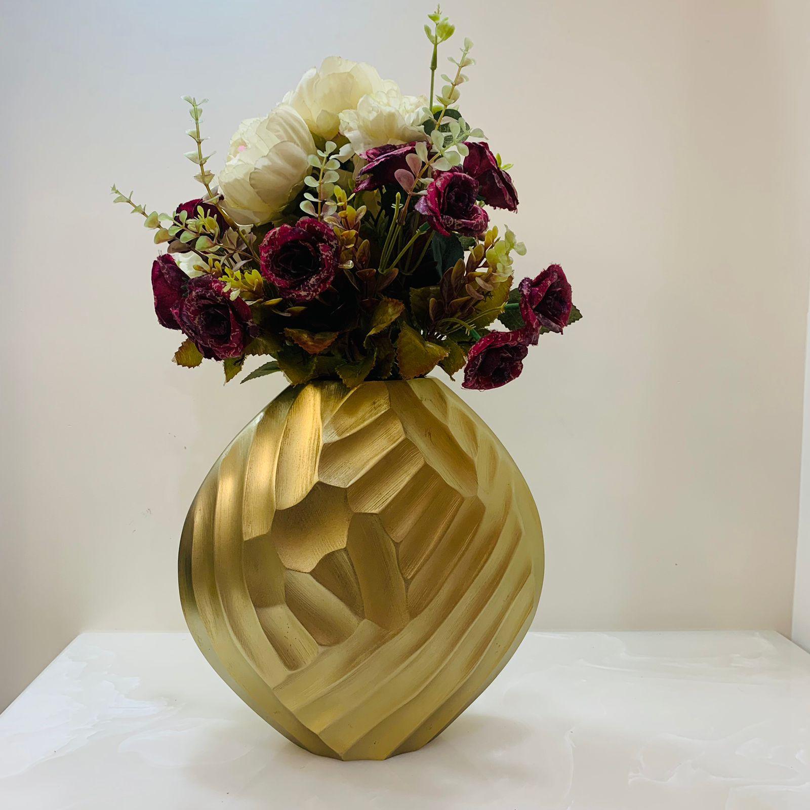 Metallic Artistic Pattern Vases