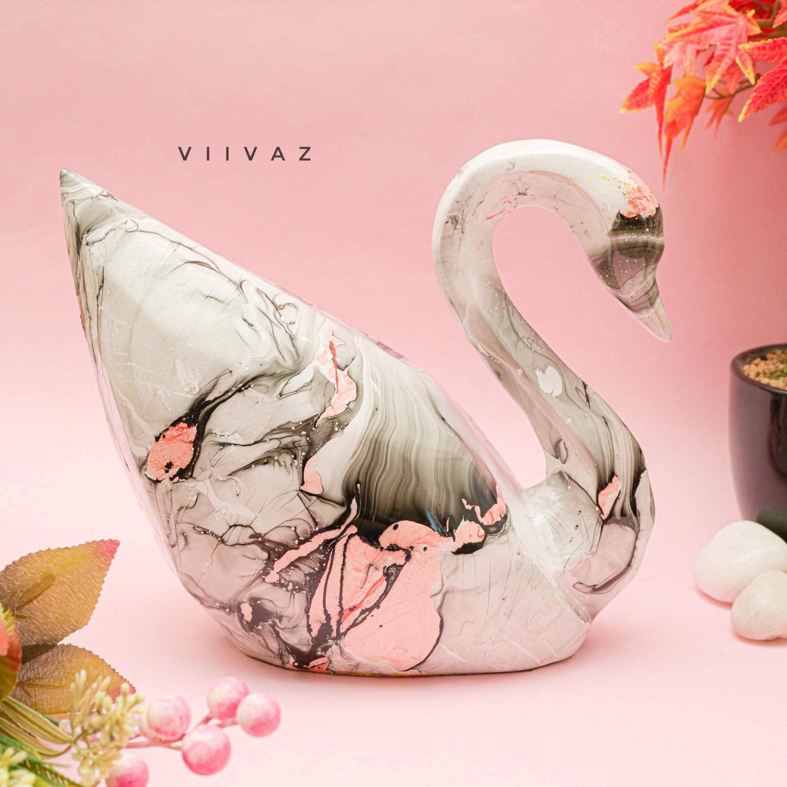 Elegant Swan Decor - Swag in the Swan-VIIVAZ